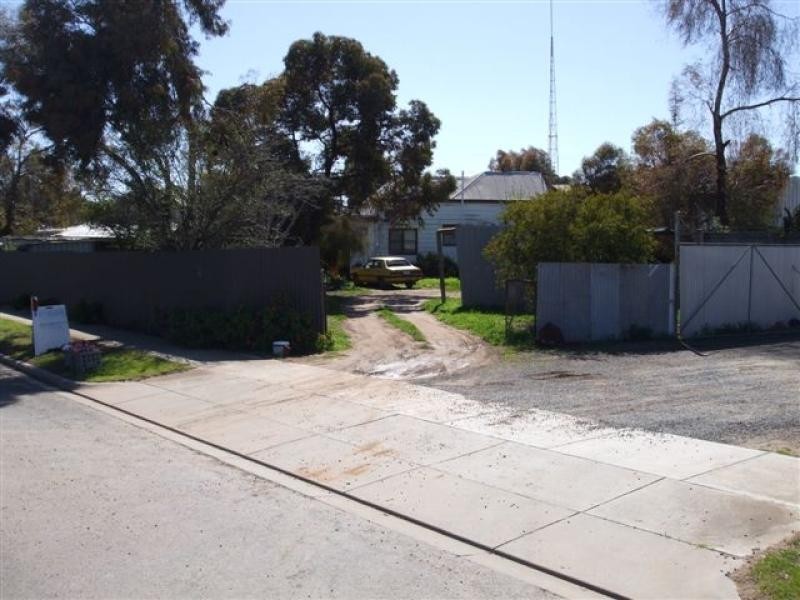 60 Brook St, Woomelang VIC 3485