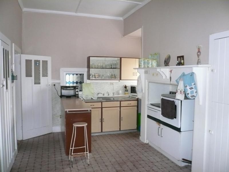 25 Jamouneau Street, Warracknabeal VIC 3393
