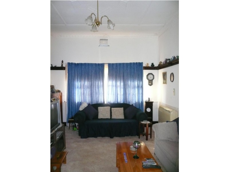 7 Gould Street, Warracknabeal VIC 3393