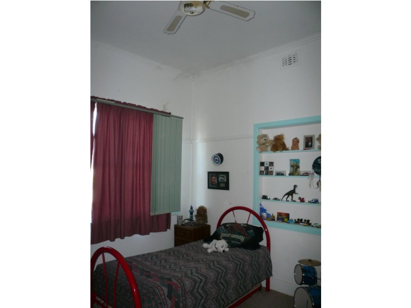 7 Gould Street, Warracknabeal VIC 3393