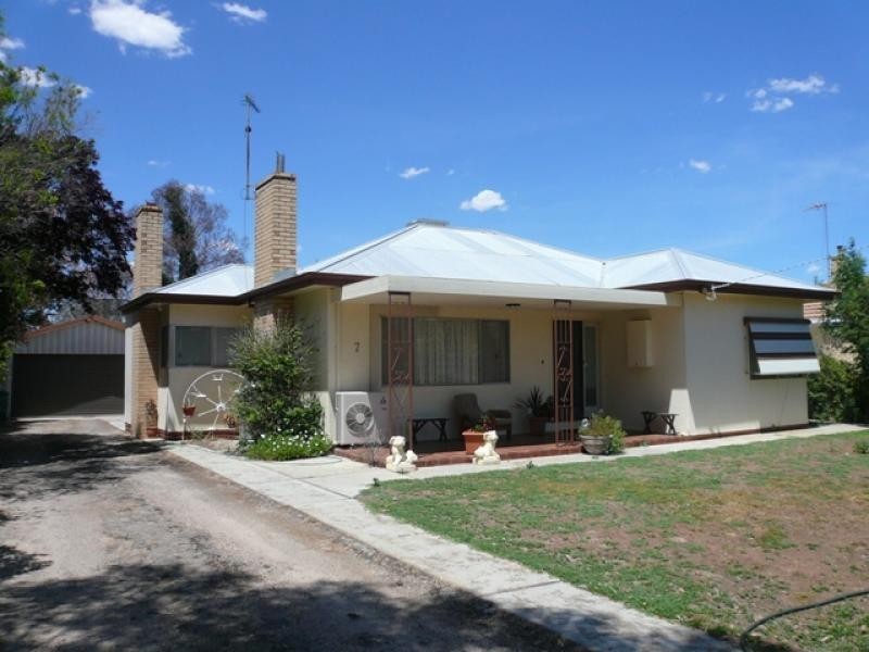 7 South Street, Minyip VIC 3392