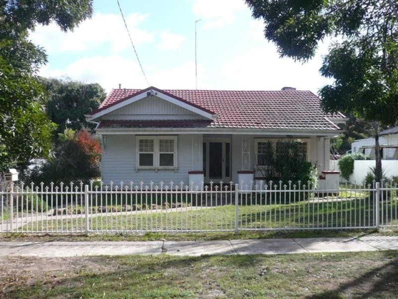 78 Craig Avenue, Warracknabeal VIC 3393