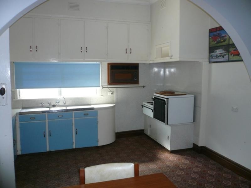 78 Craig Avenue, Warracknabeal VIC 3393