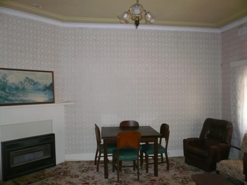 78 Craig Avenue, Warracknabeal VIC 3393