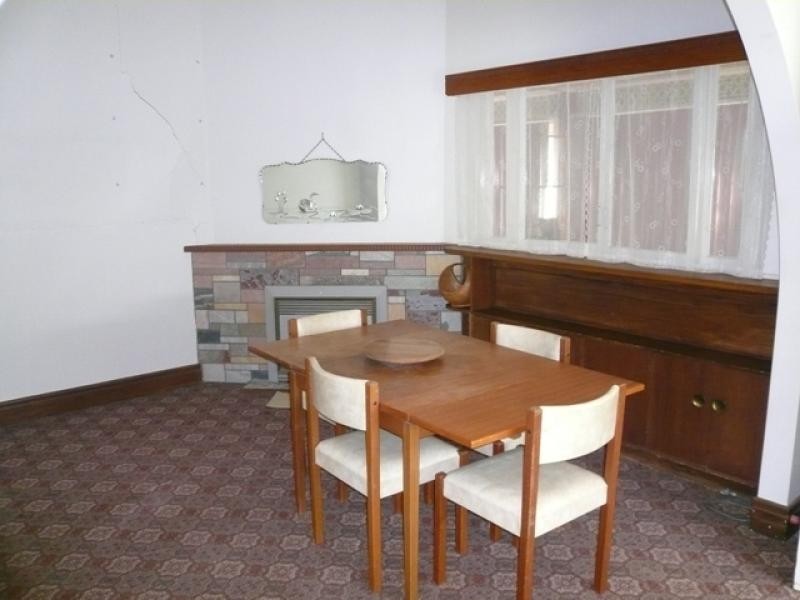 78 Craig Avenue, Warracknabeal VIC 3393