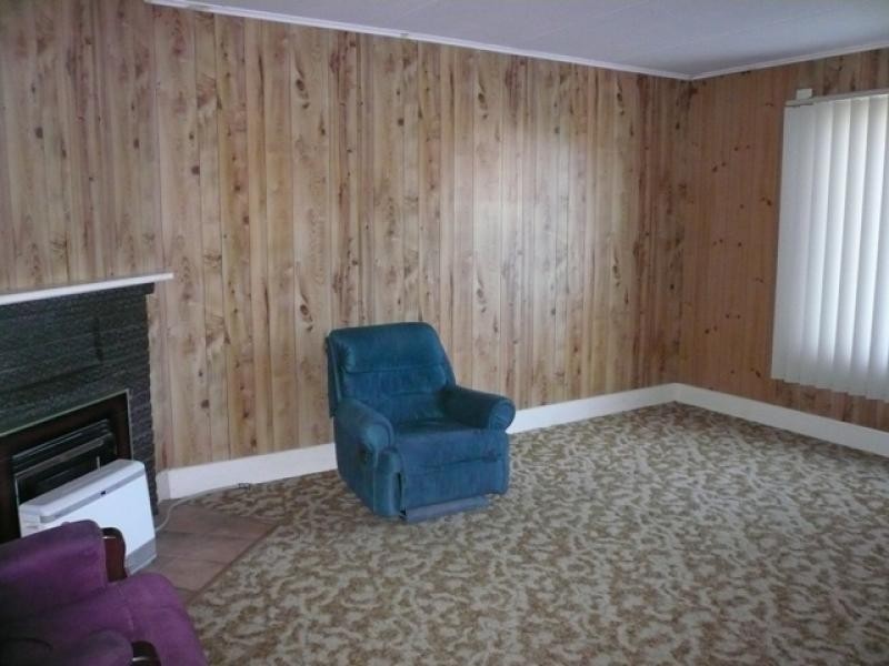 11 Carroll Street, Minyip VIC 3392