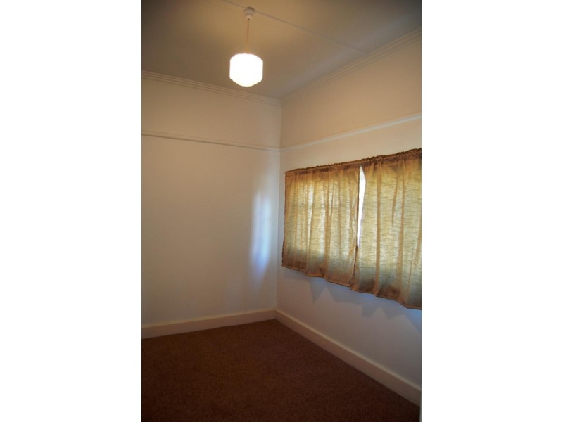 2 Asquith Avenue, Warracknabeal VIC 3393