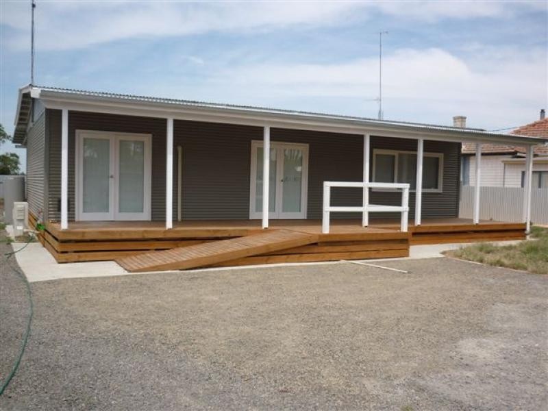 17 Dimboola Road, Warracknabeal VIC 3393