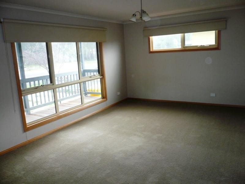 5 Anderson Street, Warracknabeal VIC 3393