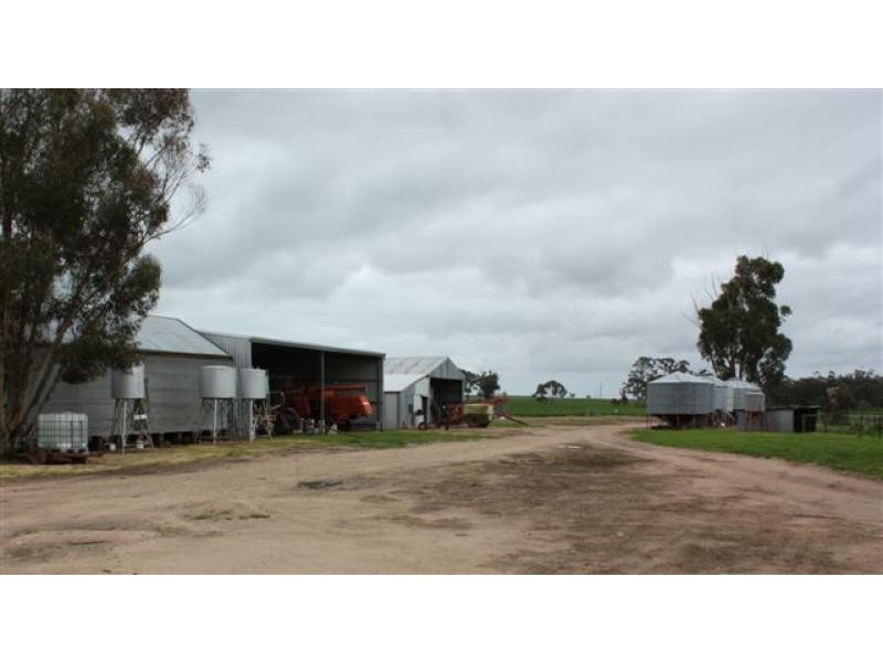 991 River Road, Antwerp VIC 3414