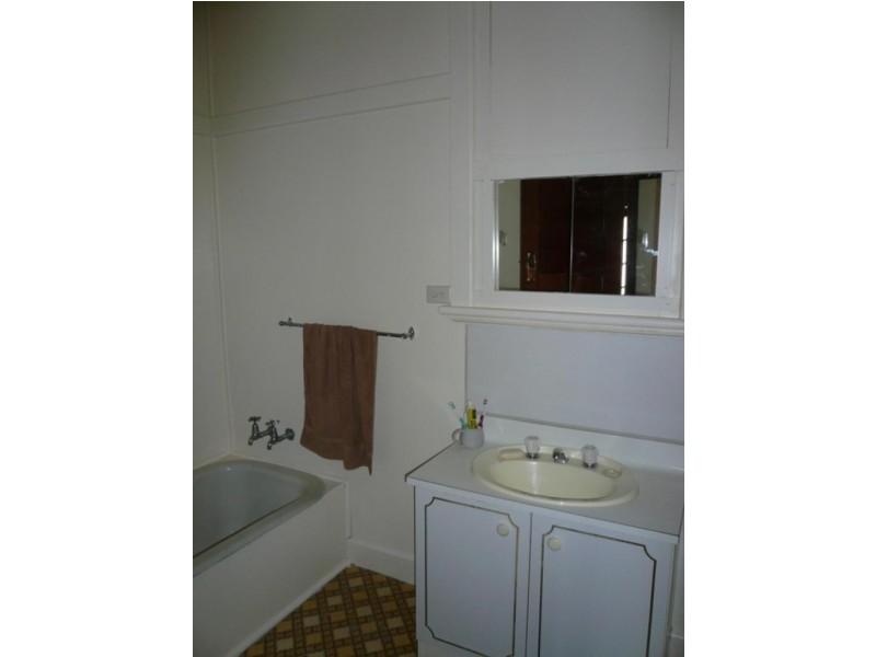 13 South Street, Minyip VIC 3392