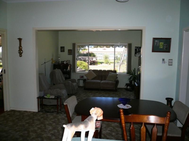 10 Wood Street, Warracknabeal VIC 3393