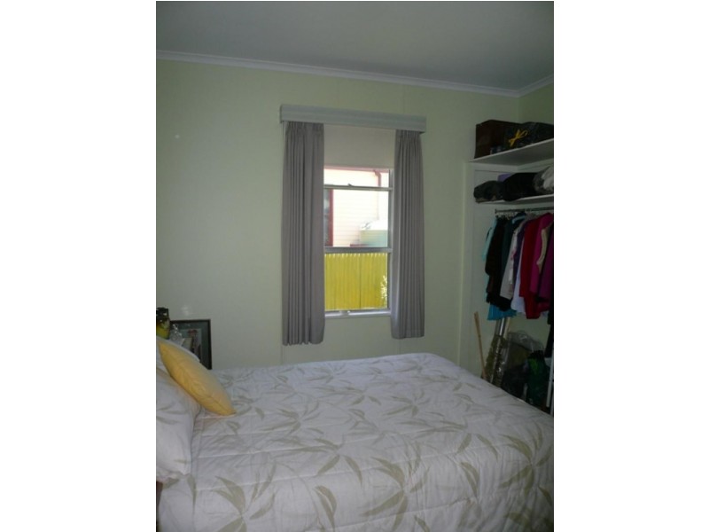 10 Wood Street, Warracknabeal VIC 3393