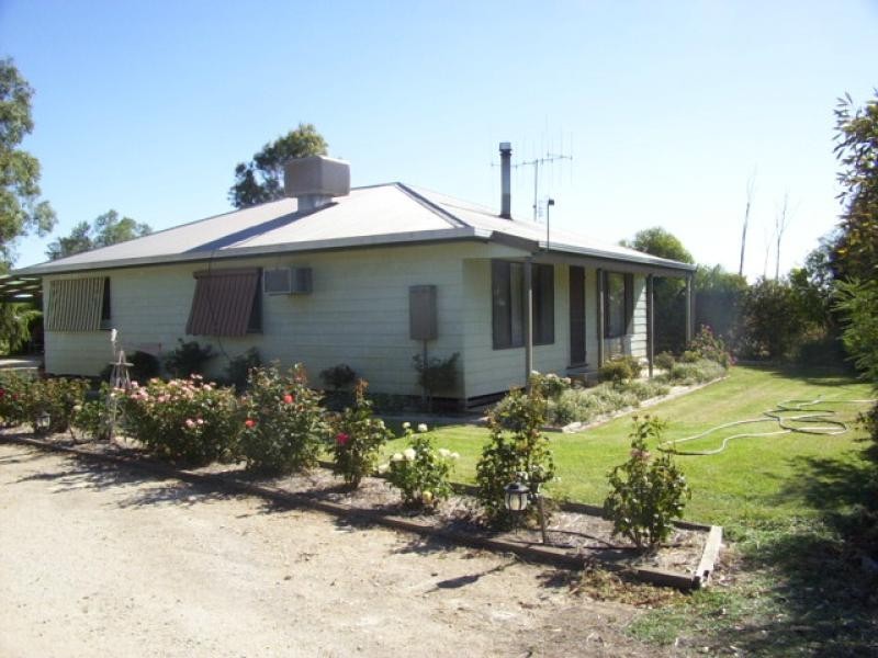 452 Murrabit West Road, Kerang VIC 3579