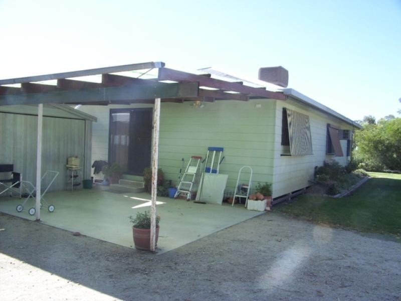 452 Murrabit West Road, Kerang VIC 3579