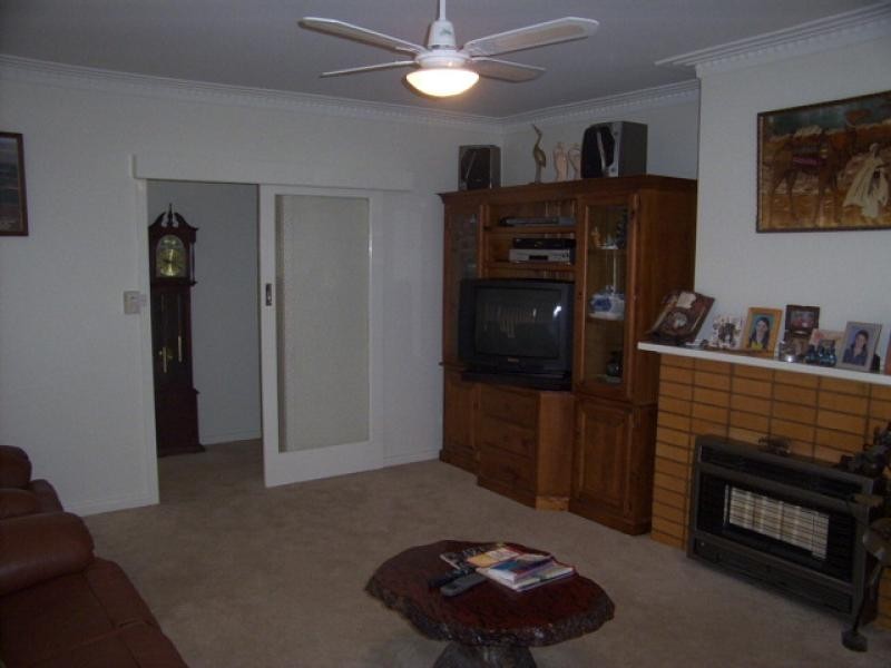 56 Shadforth Street, Kerang VIC 3579