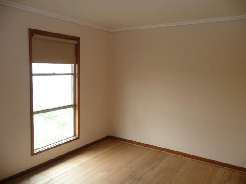 90 Lilac Avenue, Kerang VIC 3579