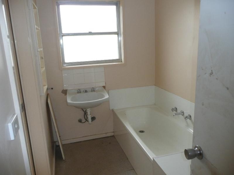 90 Lilac Avenue, Kerang VIC 3579