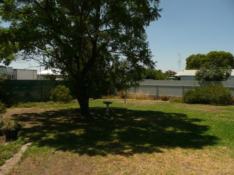 11 Nugget Street, Kerang VIC 3579