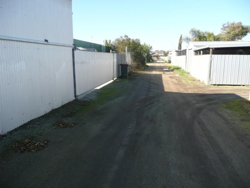 11 Muir Avenue, Kerang VIC 3579