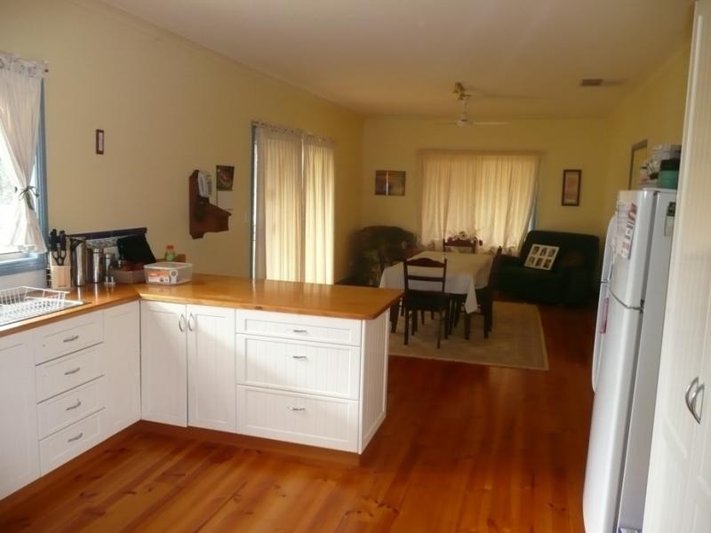 14 Collins Road, Kerang VIC 3579