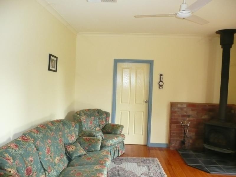 14 Collins Road, Kerang VIC 3579