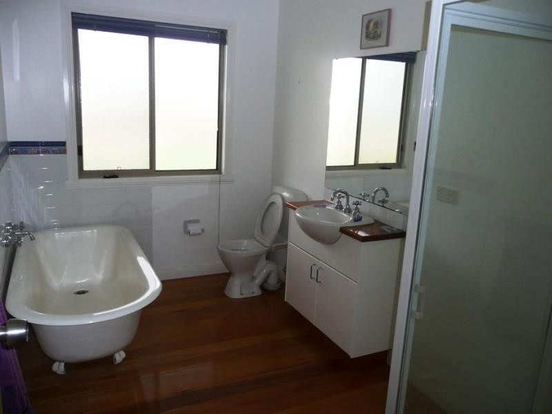 14 Collins Road, Kerang VIC 3579