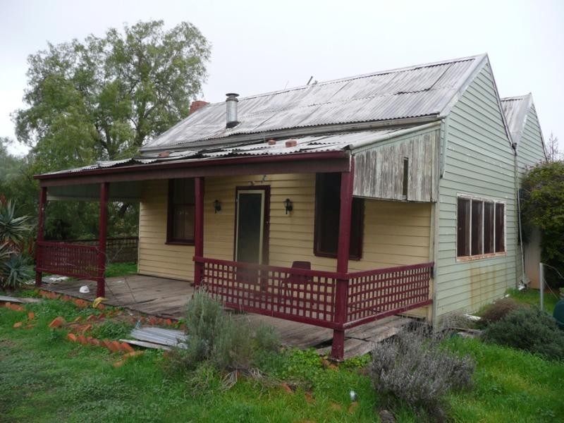 122 Loddon Road, Kerang VIC 3579