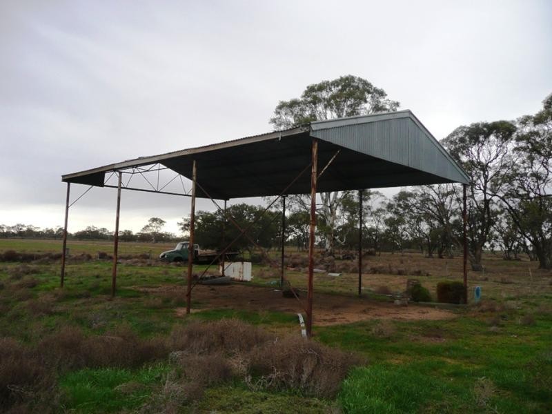 122 Loddon Road, Kerang VIC 3579