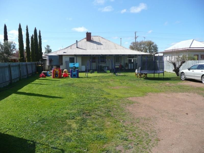 42 Albert Street, Kerang VIC 3579