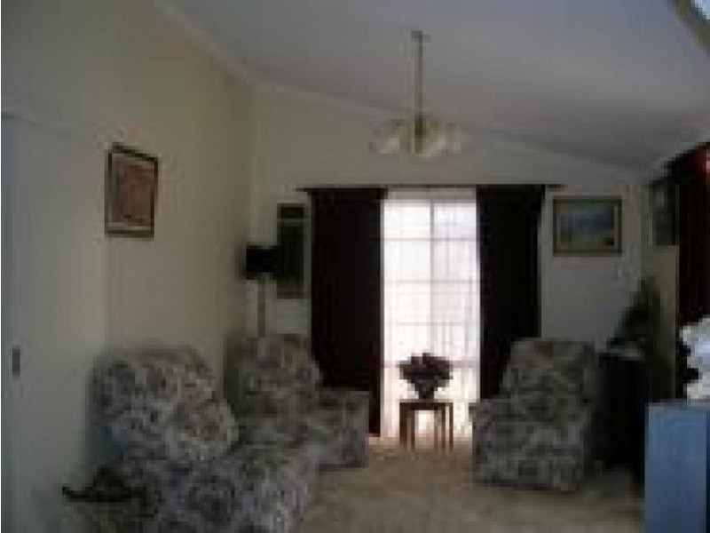 6 Rowan Street, St Arnaud VIC 3478