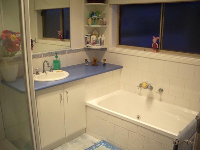 3 Florence Court, Donald VIC 3480