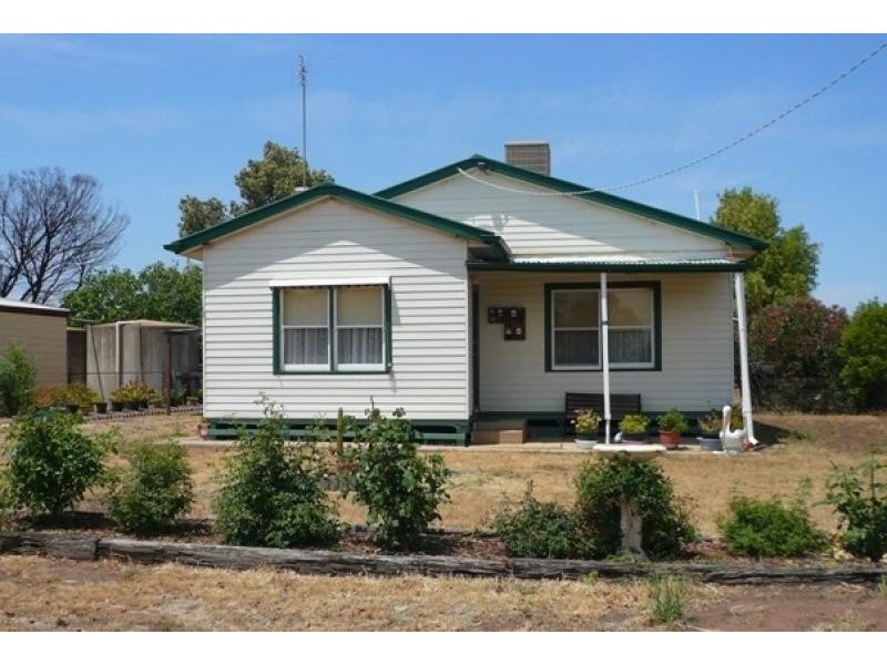 11 Birchip Road, Nullawil VIC 3529