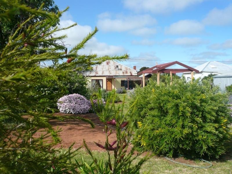 33 Camp Street, Wycheproof VIC 3527