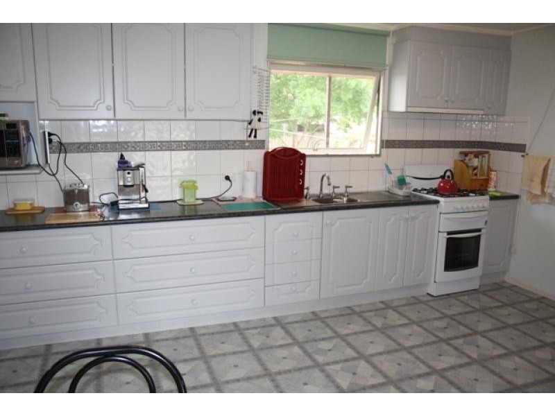 75 Camp Street, Watchem VIC 3482