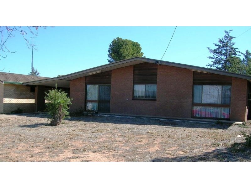 17 Brock Street, Woomelang VIC 3485