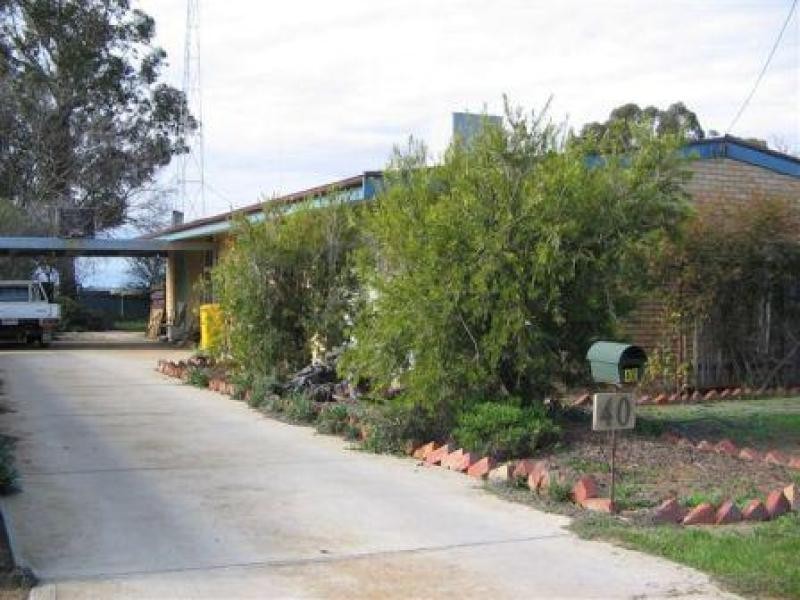 40 Church Street, Woomelang VIC 3485