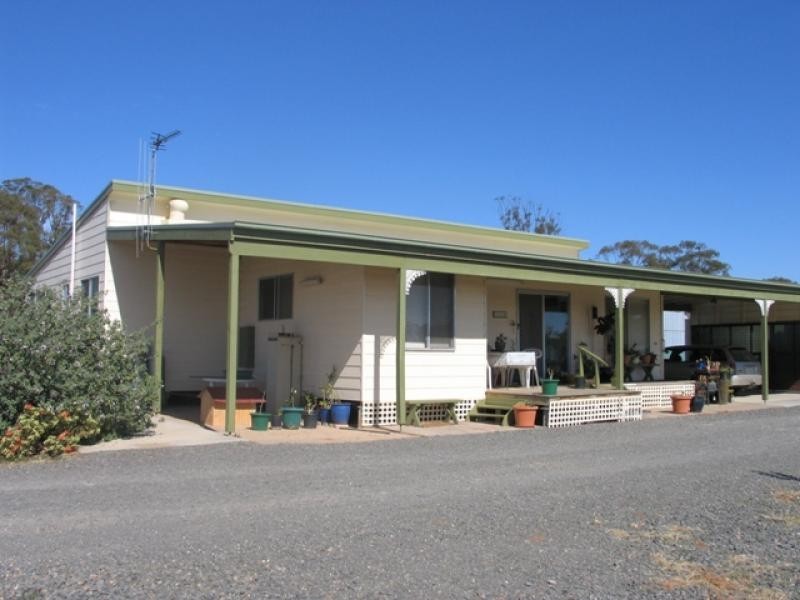 3 Golfcourse Road, Charlton VIC 3525