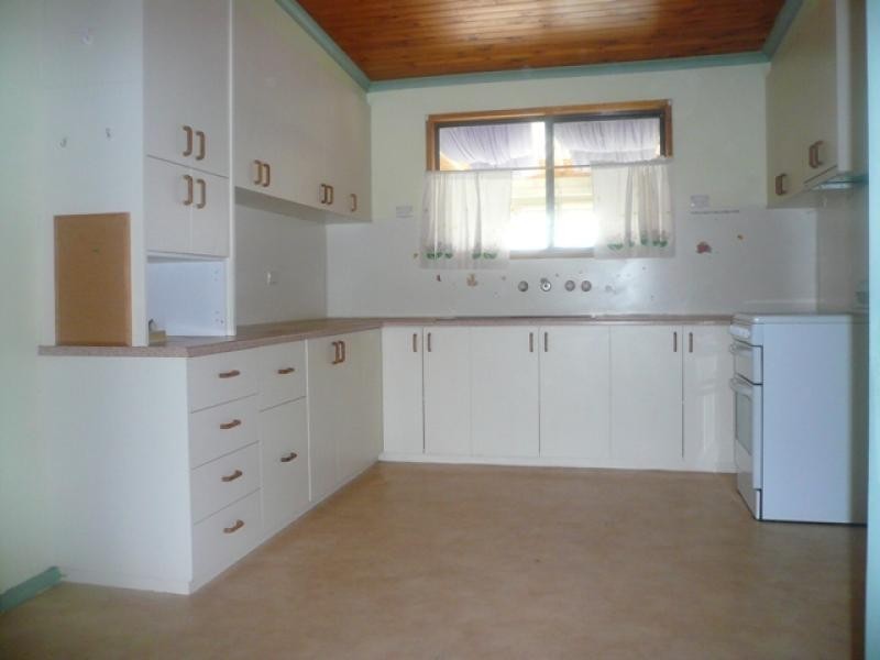 121 High Street, Charlton VIC 3525