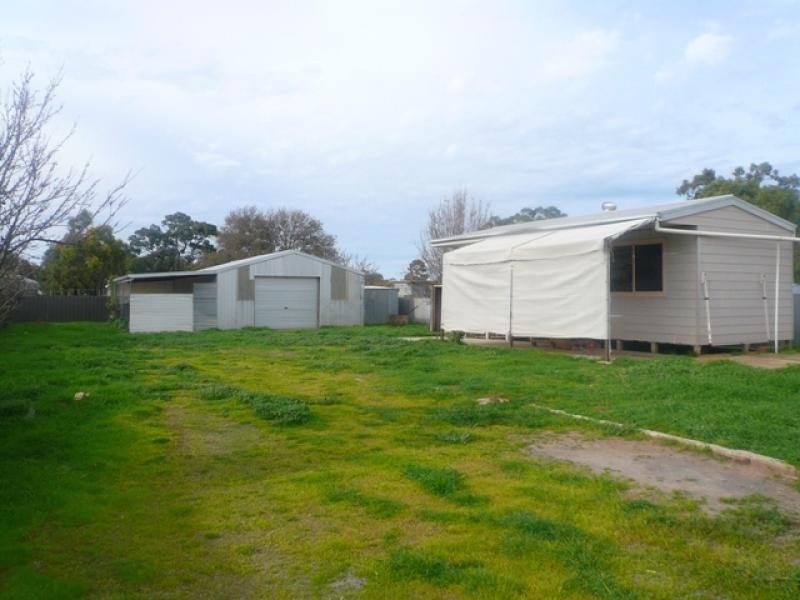 121 High Street, Charlton VIC 3525