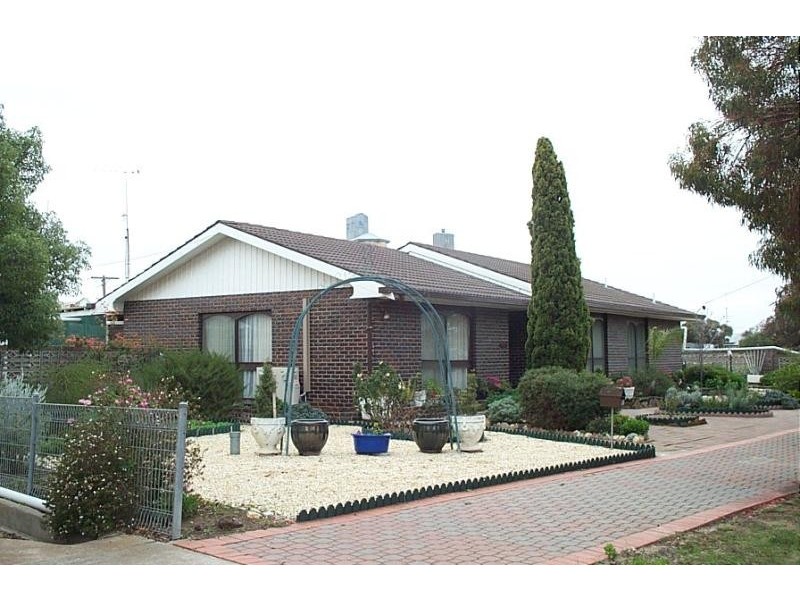 47 Roy St, Jeparit VIC 3423