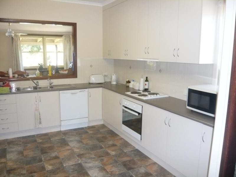 6370 Murray Valley Highway, Kenley VIC 3597