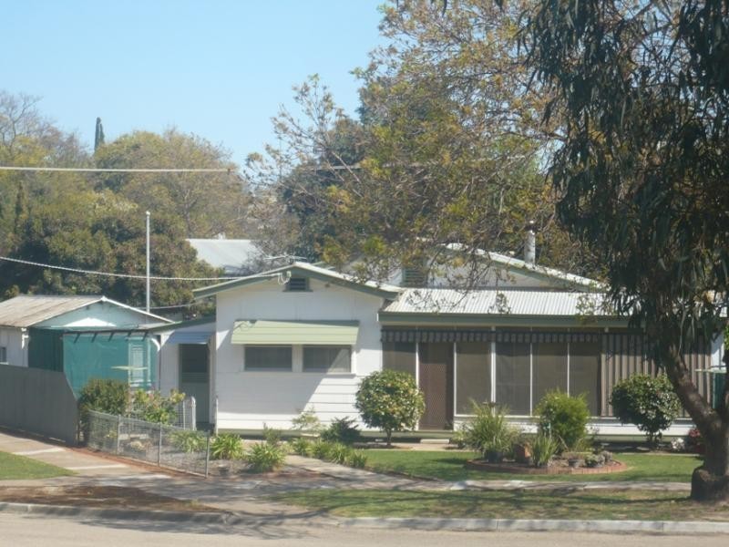 18 El Alamein Ave, Swan Hill VIC 3585