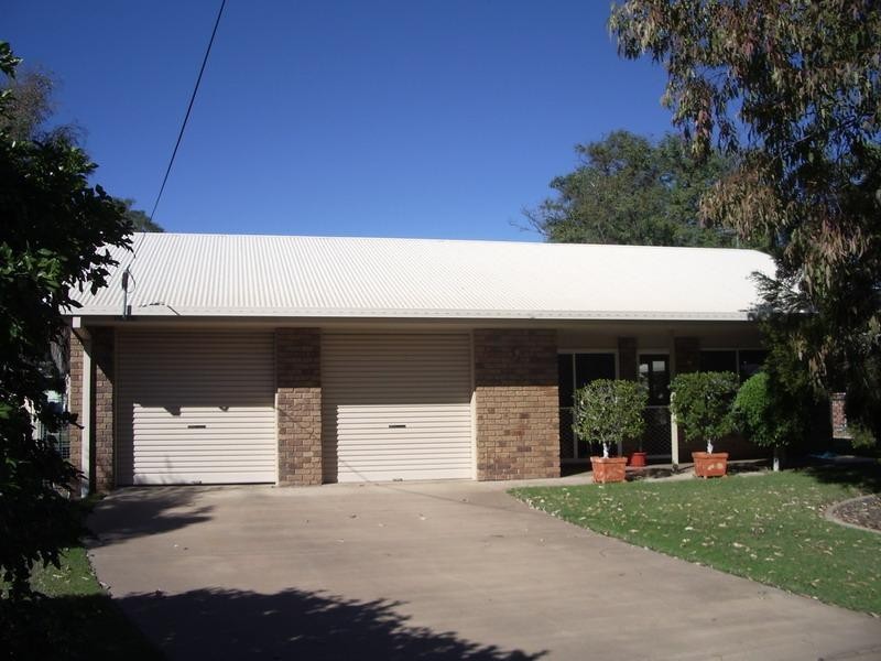 152B BORILLA STREET, Emerald QLD 4720