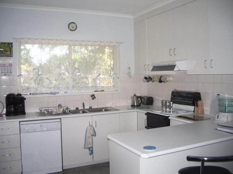 90 MOODY STREET, Emerald QLD 4720