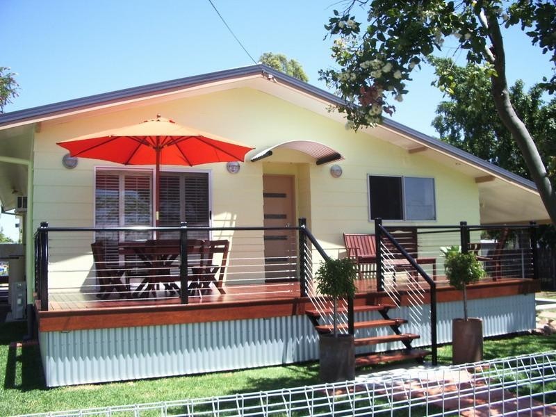 74 BURN STREET, Capella QLD 4723