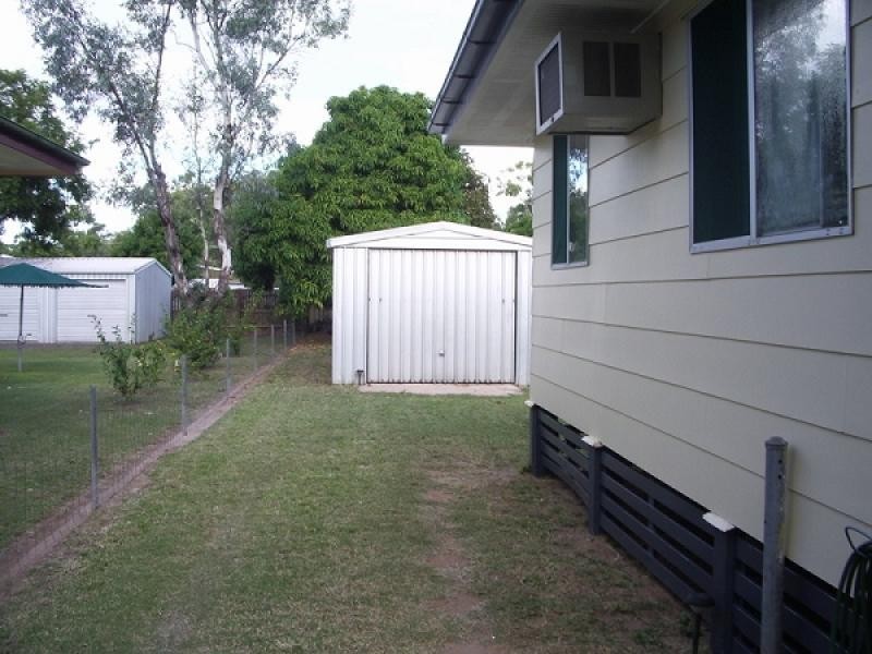 12 DIAMOND AVENUE, Emerald QLD 4720