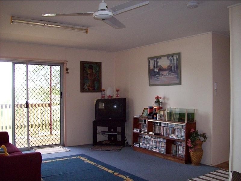 3 Huntley St, Capella QLD 4723