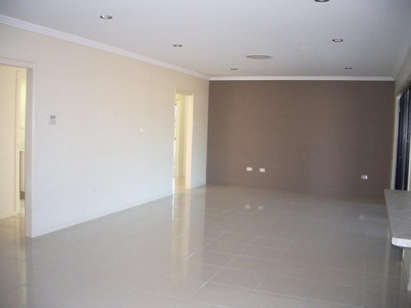 6 Morgan Place, Emerald QLD 4720