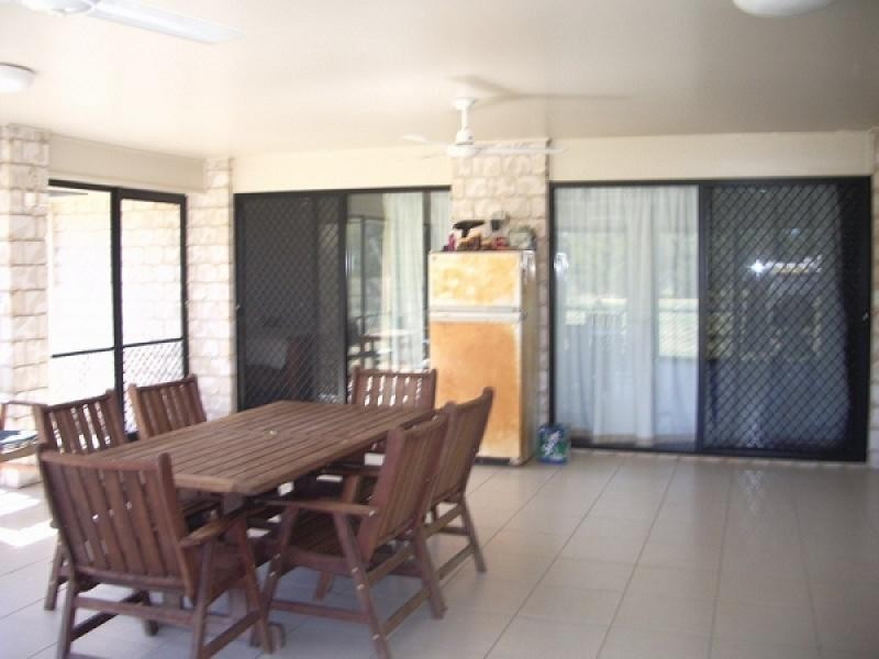 25 SILICA ROAD, Emerald QLD 4720